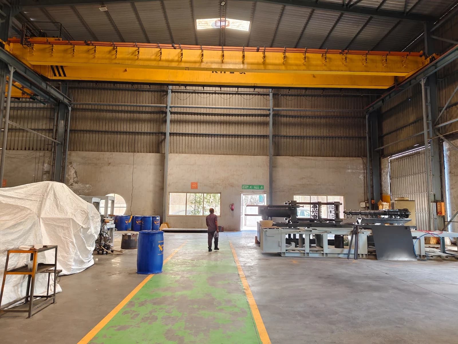DOUBLE GIRDER CRANE Crane