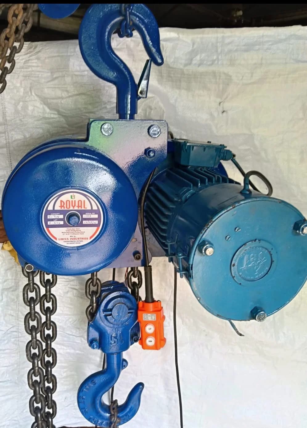 EOT Chain Hoist