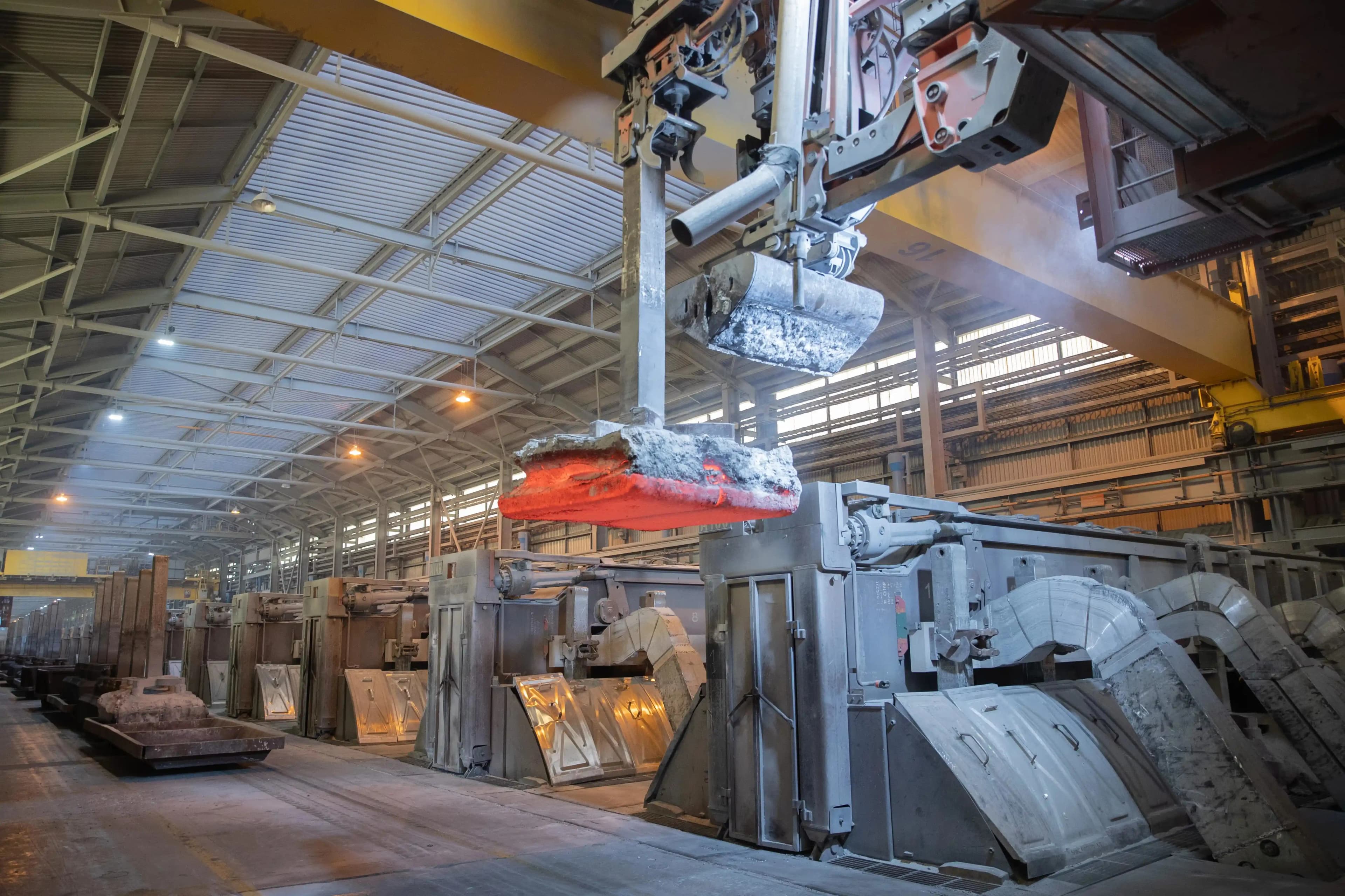 FOUNDRY CRANE Crane