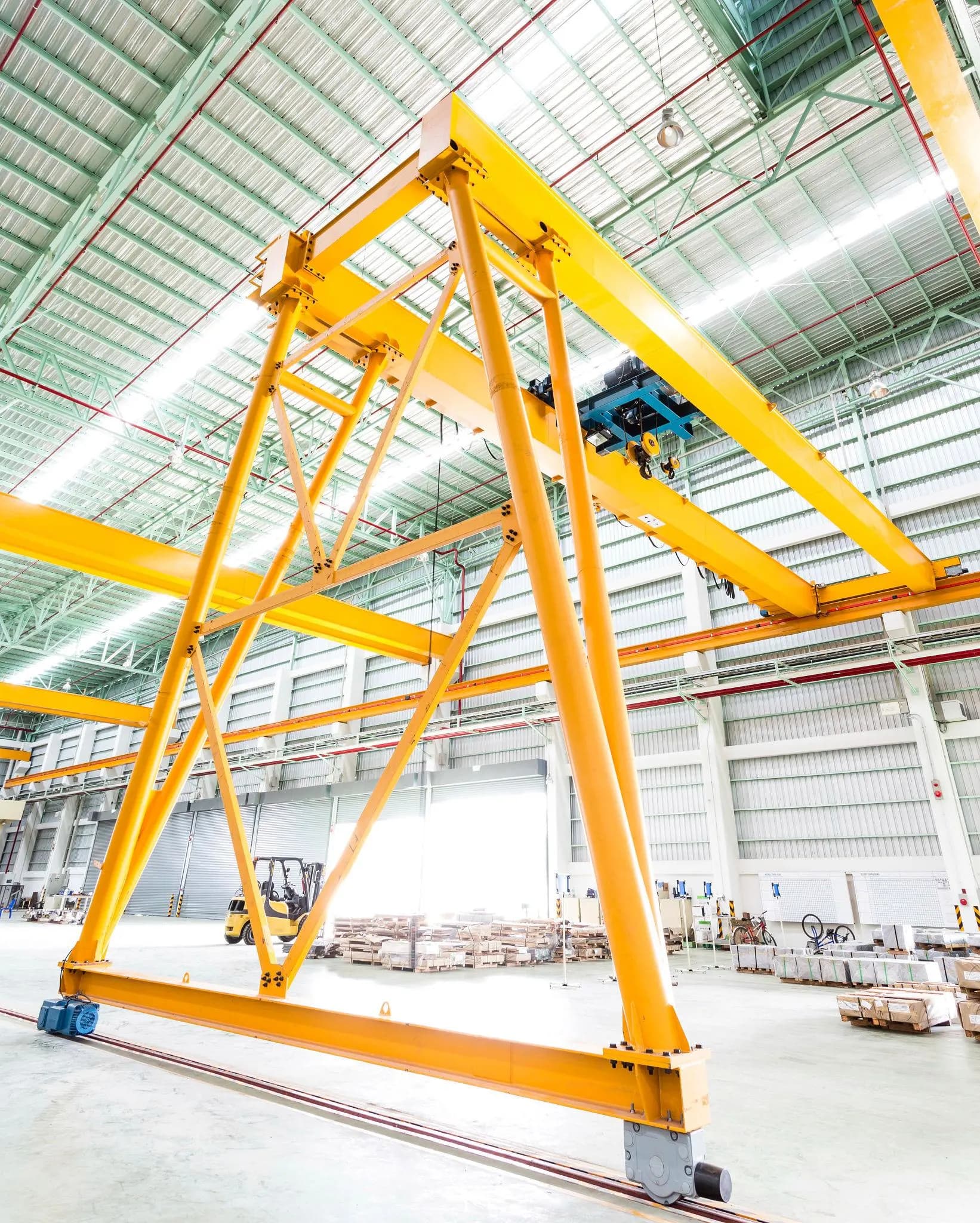 SEMI-GANTRY CRANE Crane